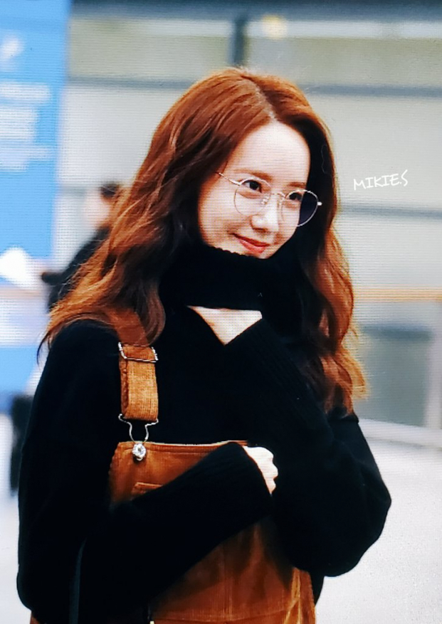 Yoona (SNSD) đẹp như nữ thần tại sân bay, lập tức lọt top tìm kiếm chỉ vì 1 khoảnh khắc 6