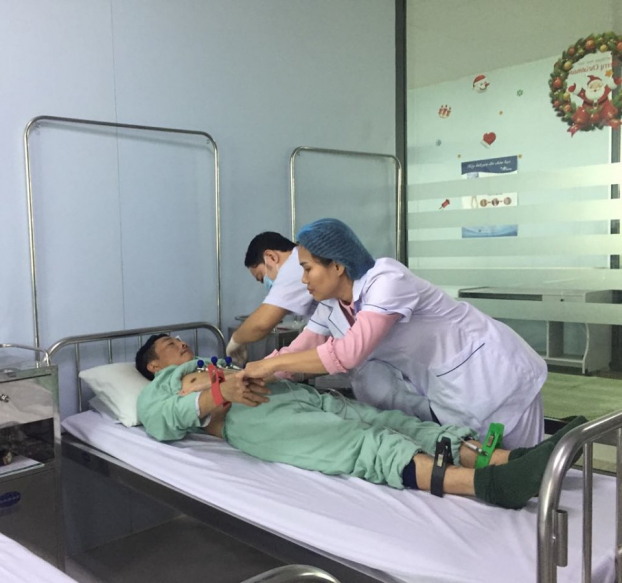   Bệnh nhân tim mạch đang được y bác sĩ của Bệnh viện Nông nghiệp thăm khám và chăm sóc  