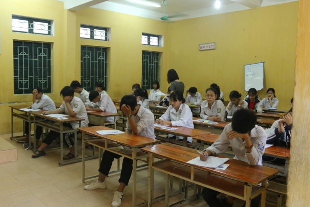   Học sinh lớp 9 quận Thanh Xuân đã gặp khó khi làm đề thi Toán do Phòng GD ra đề.  