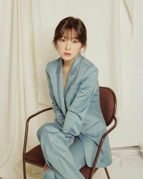 Irene (Red Velvet) 'gây thương nhớ' trong bộ ảnh mới, nonfan phải trầm trồ vì quá trẻ 5