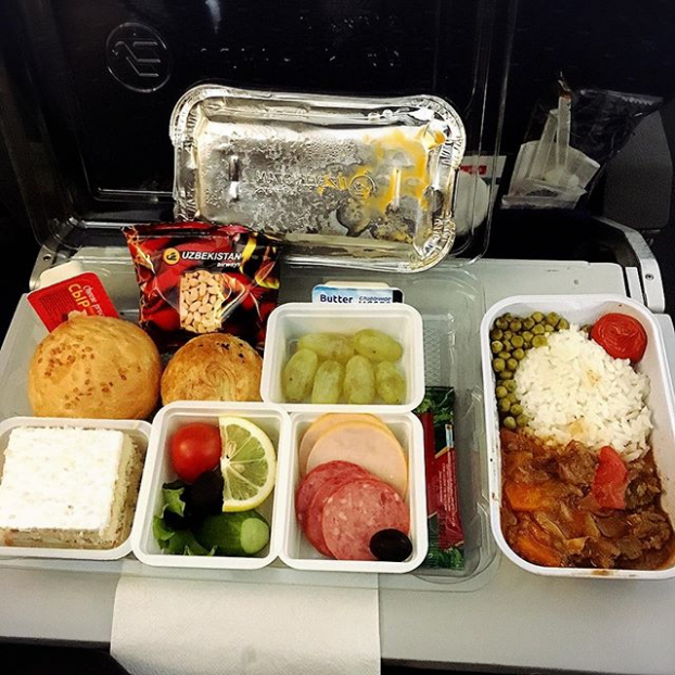 Đồ ăn trên máy bay của các nước trên thế giới khác nhau như thế nào? 19