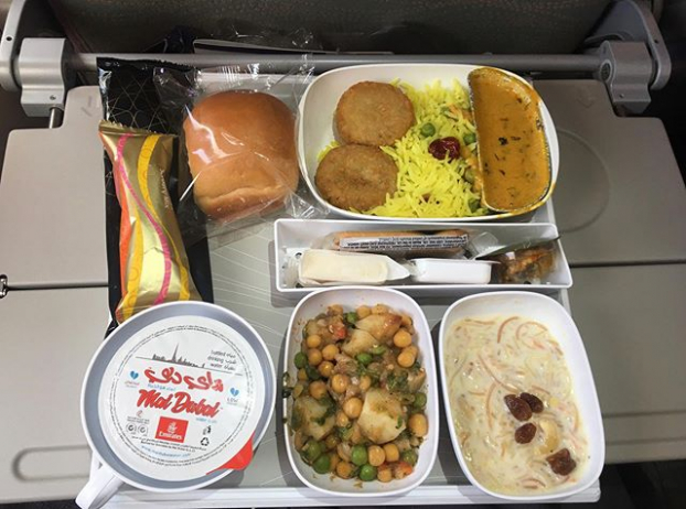 Đồ ăn trên máy bay của các nước trên thế giới khác nhau như thế nào? 16