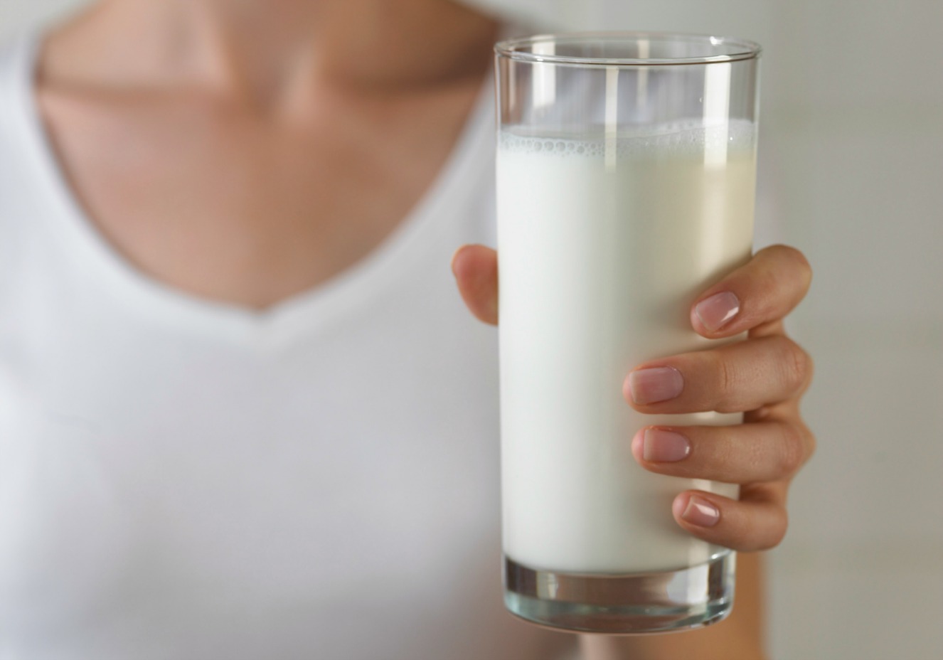         Không uống sữa, hãy dùng các sản phẩm từ sữa nếu bạn có vấn đề về tiêu hóa (ảnh minh họa)  