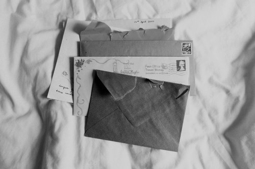 Quà tặng cuộc sống: Những bức thư dưới gối 0