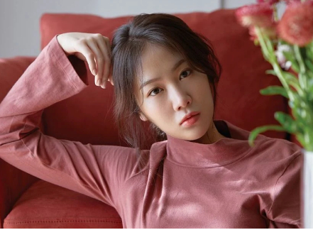 Sao Hàn lộ ảnh trước - sau thẩm mỹ: Irene, Ji Chang Wook liệu còn đẹp như hoa? 3