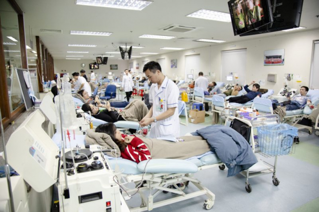   Lượng người hiến máu dịp đầu năm khá ít so với nhu cầu máu cần có. Ảnh: Viện Huyết học Truyền máu Trung ương.  