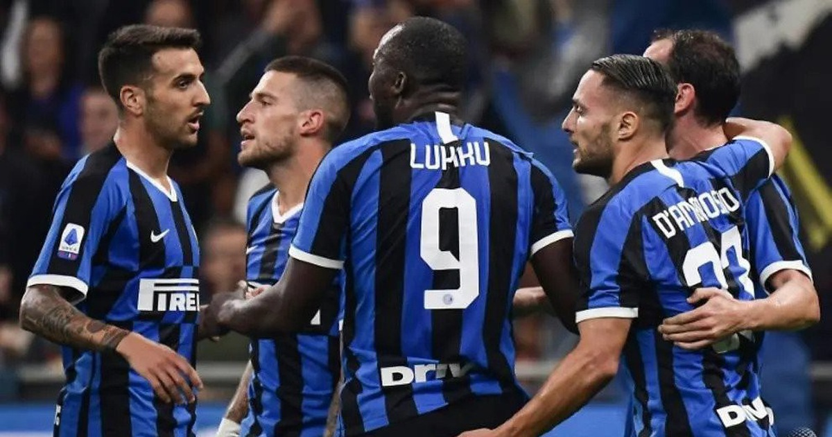   Tin tức tổng hợp 13/2: Inter thảm bại trước Napoli, vàng nhộn nhịp ngày Valentine  