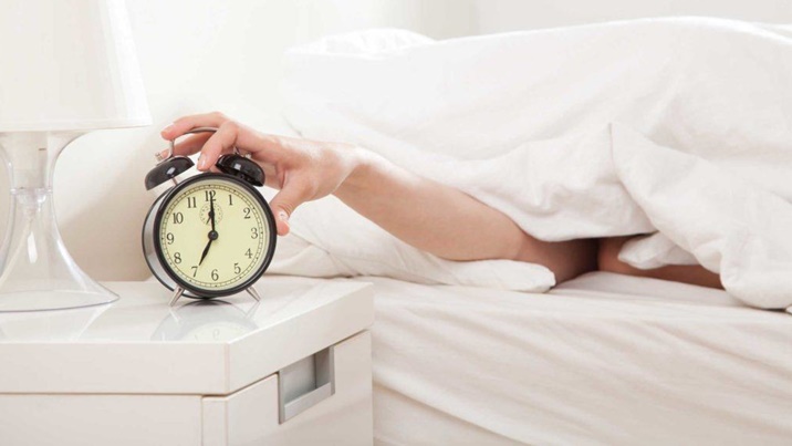 Hẹn chuông báo thức nhiều khung giờ rồi tắt để ngủ nướng tác động tới thần kinh ra sao? 0