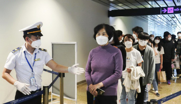   Tin tức virus Corona Việt Nam 28/2: Khách đến Việt Nam từ Hàn Quốc phải cách ly 14 ngày.  