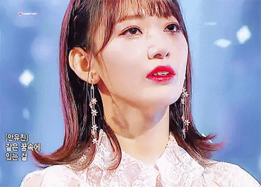 10 khoảnh khắc nước mắt kim cương của idol: Mina đẹp nao lòng, Jungkook như tiên tử 2