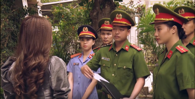 Quỳnh Trinh bị bắt