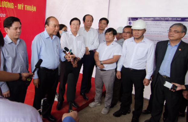   Thủ tướng Chính phủ thị sát dự án Trung Lương - Mỹ Thuận ngày 8/3/2020  