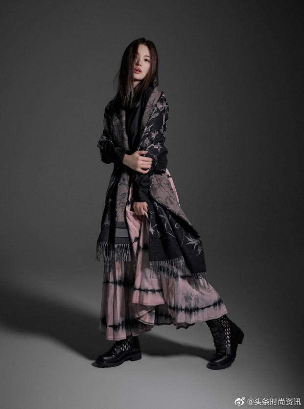 Song Hye Kyo đẹp ngây ngất trên Harper's Bazaar 8