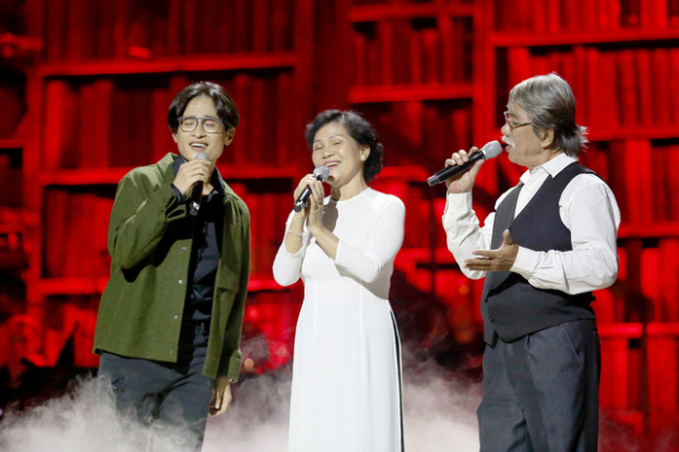  Hà Anh Tuấn trên sân khấu cùng những cây đa, cây đề của âm nhạc Việt  