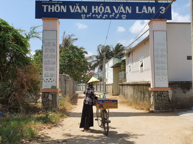   Cách ly thôn Văn Lâm 3 ở Ninh Thuận.  