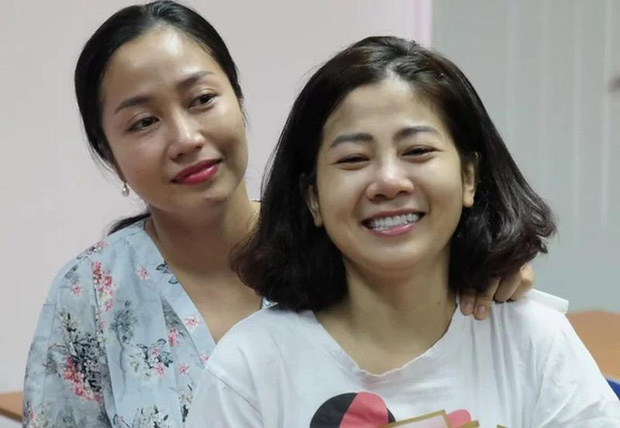   Ốc Thanh Vân vẫn luôn là người đồng hành cùng Mai Phương từ những ngày đầu cô điều trị bệnh ung thư  