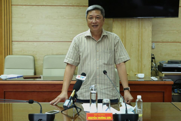   Thứ trưởng Y tế Nguyễn Trường Sơn.  