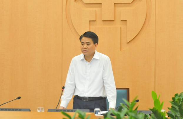   Chủ tịch Nguyễn Đức Chung chỉ đạo hội nghị.  