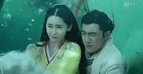 Phim của Dương Dương, Yoona hóa phim hài vì những pha kỹ xảo thảm họa 'đi vào lòng đất' 11