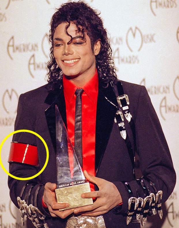 8 sự thật thú vị về trang phục của ông hoàng nhạc pop Michael Jackson 3