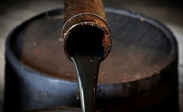   Giá xăng dầu tăng mạnh sau quyết định cắt giảm sản lượng của Nga  