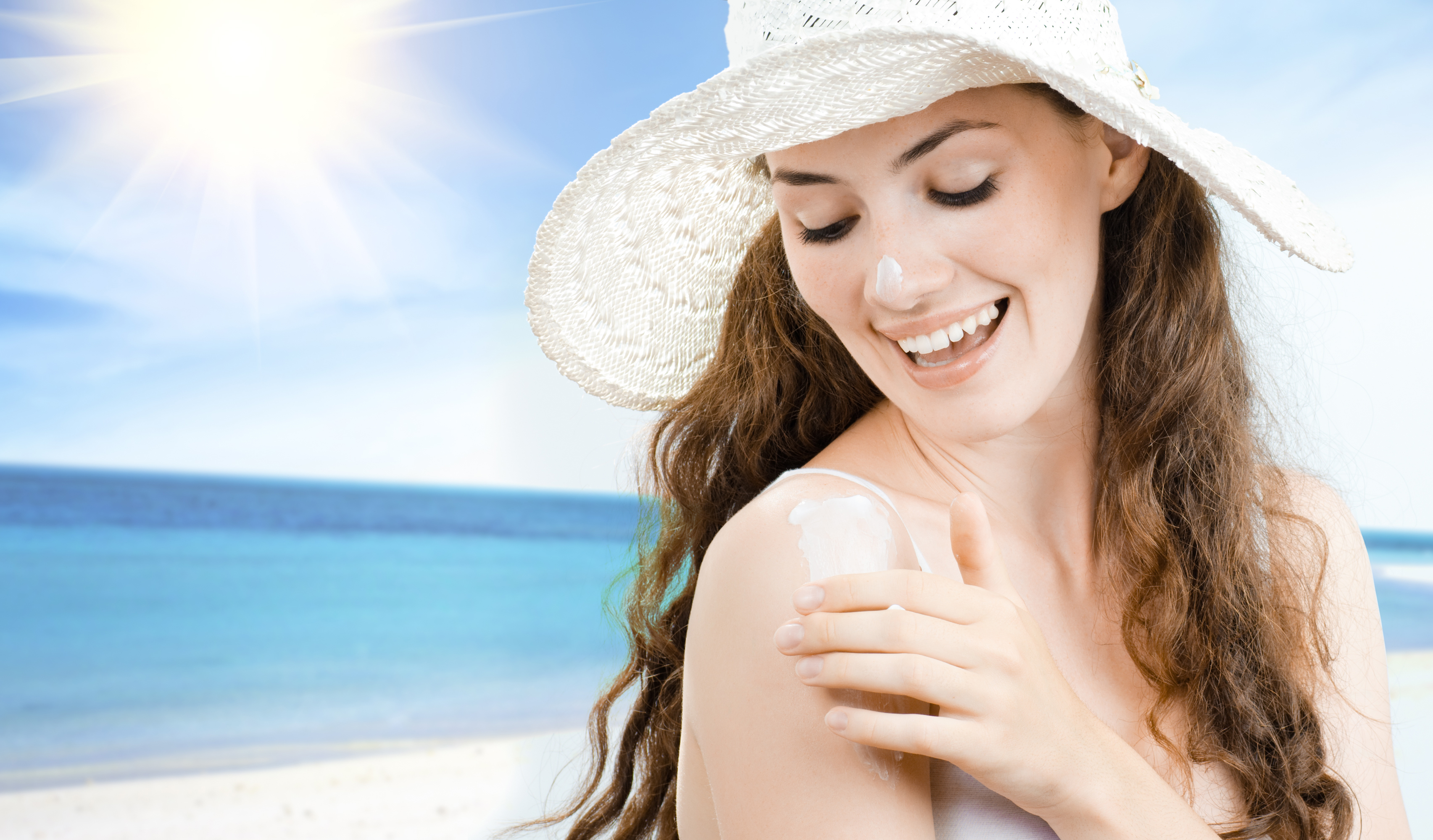   Để có làn da khỏe mạnh, bạn cần sử dụng kem chống nắng mỗi ngày  