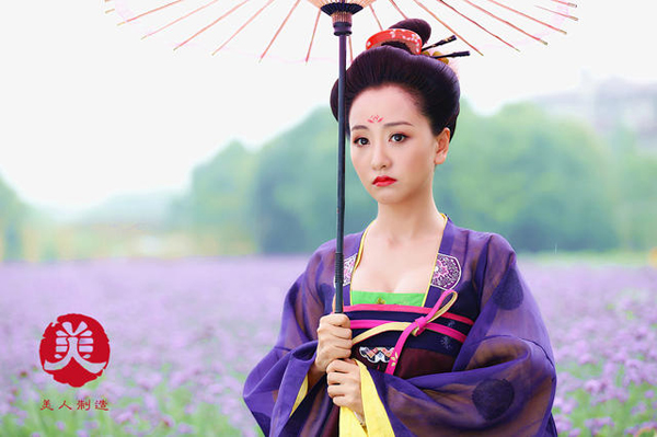 5 phim cổ trang Trung Quốc gây tranh cãi vì trang phục khoe vòng một nhức mắt 9
