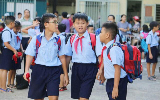 Thủ tướng yêu cầu ngành giáo dục tổ chức cho học sinh đi học trở lại 0