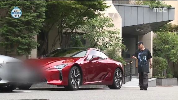 Sao Hàn sở hữu siêu xe đắt đỏ: G-Dragon xếp sau JYJ, 'trùm bất động sản' BTS vắng bóng 0