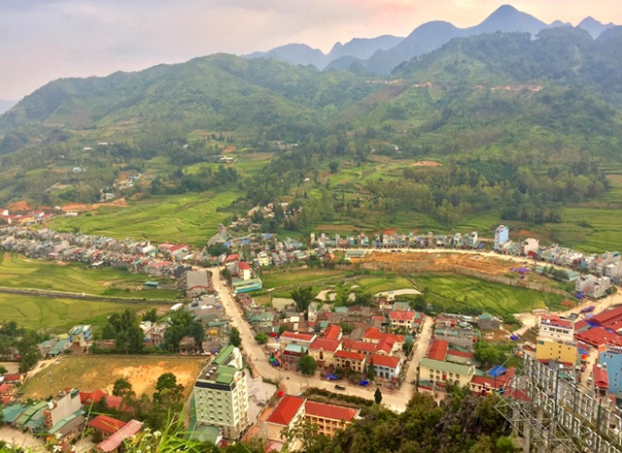 Hà Giang bất ngờ phong tỏa thị trấn Đồng Văn với hơn 7.600 dân 1