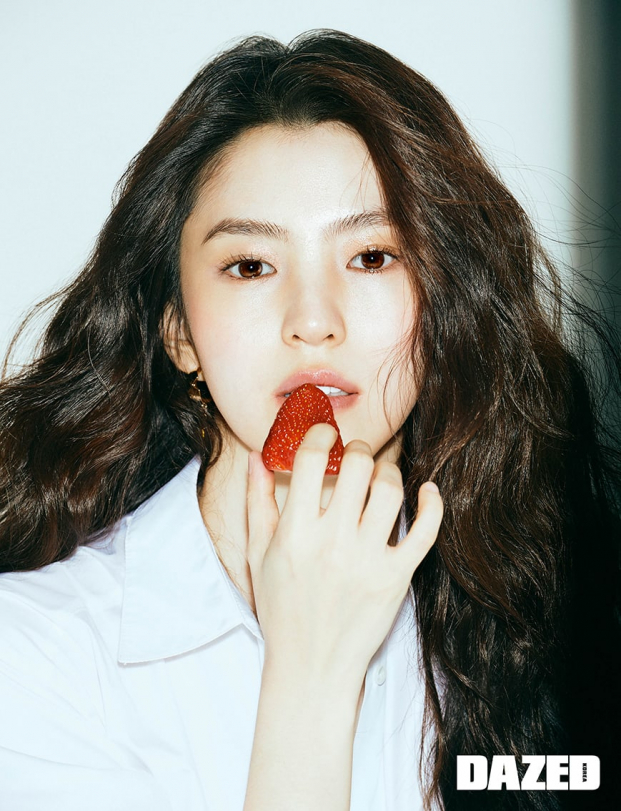 Han So Hee - 'Thế giới hôn nhân' khoe nhan sắc ngọt ngào trên Dazed 0