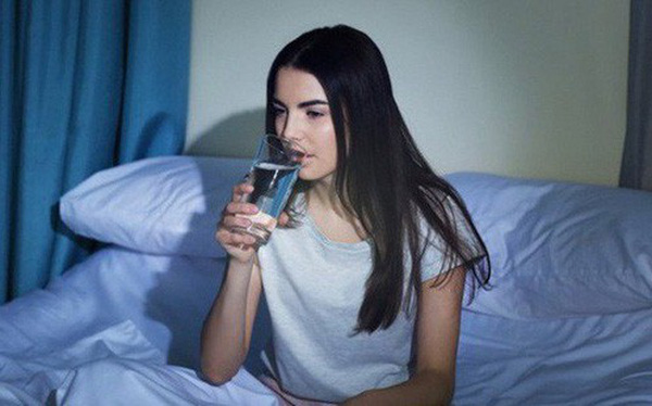 4 thời điểm tuyệt đối không nên uống nước nếu không muốn sức khỏe xấu đi 1
