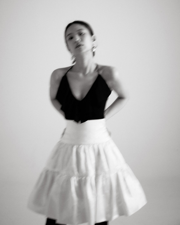 Jennie (BLACKPINK) sang chảnh ngút ngàn trên tạp chí Vogue tháng 5 8
