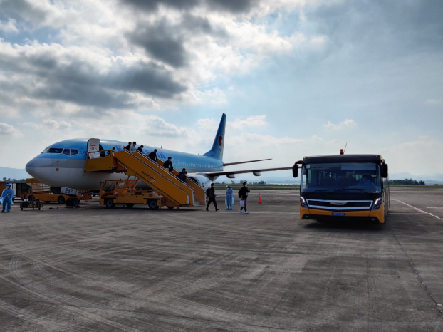 Sân bay Vân Đồn tiếp tục đón 340 chuyên gia Hàn Quốc theo quy trình đặc biệt 1