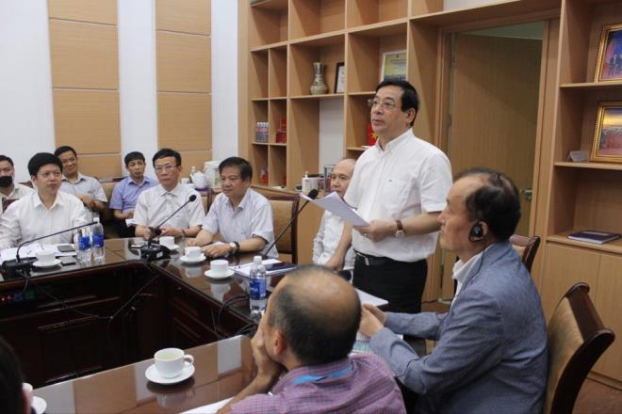   Cục trưởng Cục Khám chữa bệnh Lương Ngọc Khuê đê nghị 1 số bệnh viện chuẩn bị phương án ghép phổi cho bệnh nhân 91.  