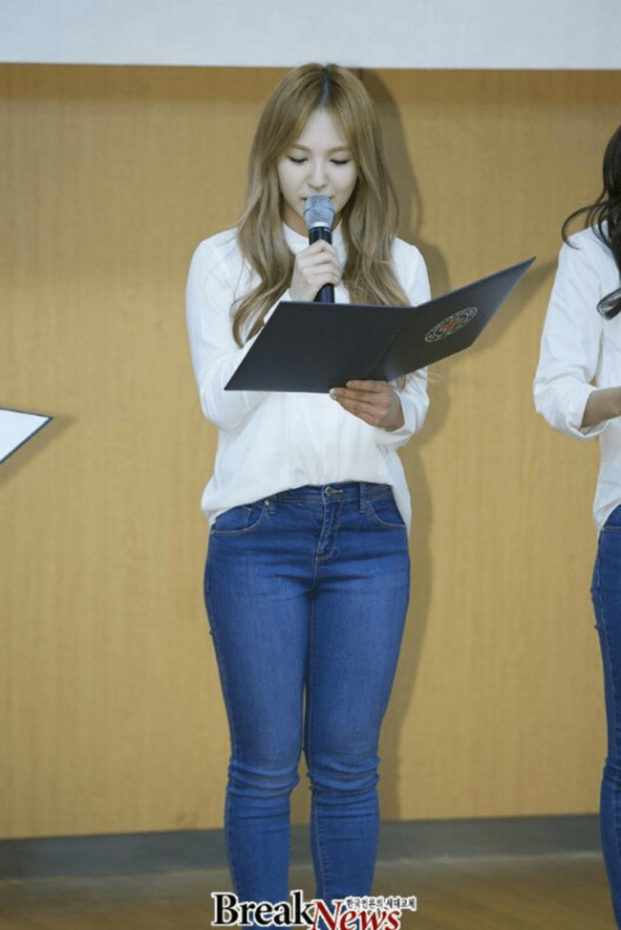   Giọng ca chính của Red Velvet - Wendy chỉ cao 1m55  