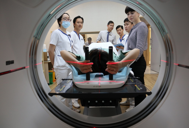   Hệ thống thiết bị xạ trị hiện đại hàng đầu Đông Nam Á tại Bệnh viện Vinmec Central Park  