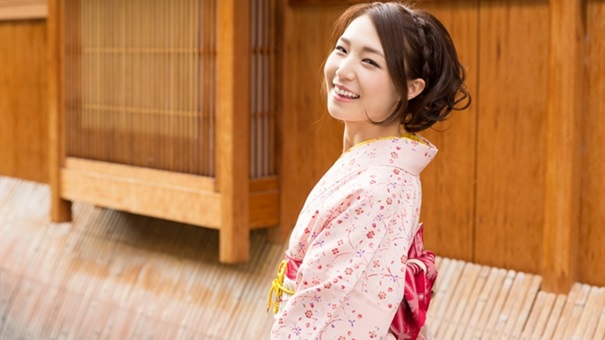  Phụ nữ Nhật bổ sung collagen thường xuyên để làm đẹp da  