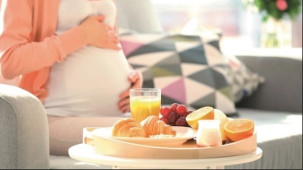   Mang thai 3 tháng giữa thai kỳ, mẹ bầu nên ăn gì để khỏe mạnh trong mùa COVID-19. Ảnh minh họa  
