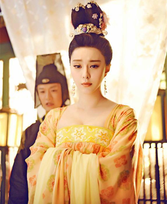 9 hoàng y mỹ nhân đẹp nhất phim cổ trang: Lưu Thi Thi như tiên tử nhưng vẫn thua 1 cái tên 10