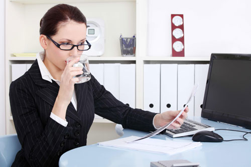6 thói quen ăn uống giúp những người ngồi nhiều tránh bệnh trĩ, đặc biệt dân văn phòng 0