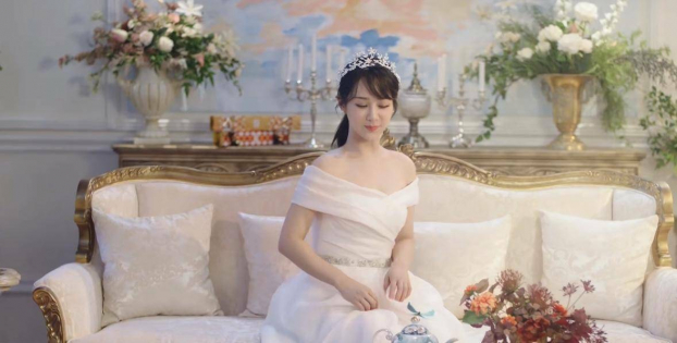 Sao nữ Hoa ngữ mặc váy cưới: Địch Lệ Nhiệt Ba đẹp kinh diễm, Dương Tử bị tố dùng thế thân 11