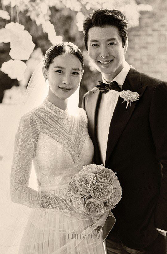 Lee Dong Gun - Jo Yoon Hee 'đường ai nấy đi' sau 3 năm kết hôn 0