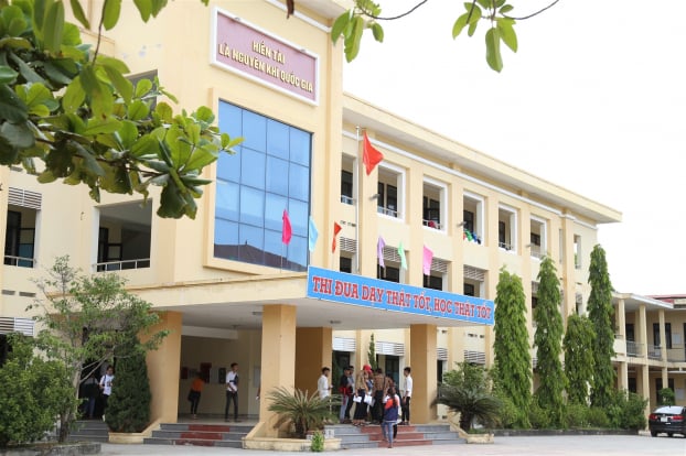  Chỉ học sinh thi vào lớp 10 trường THPT Võ Nguyên Giáp mới phải thi tuyển, các trường khác ở Quảng Bình đều xét tuyển vào lớp 10.  