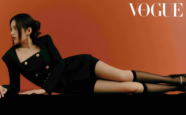 Jeon So Mi lột xác trong loạt ảnh mới trên tạp chí Vogue tháng 6 0