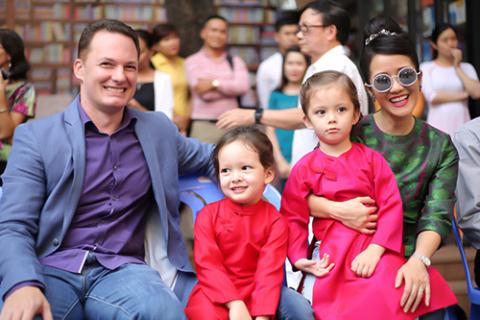Sao Việt lấy chồng Tây: Người một bước lên tiên, kẻ tình duyên lỡ dở 10