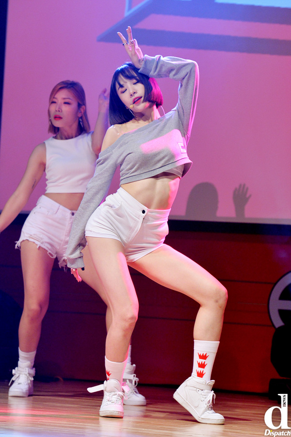 5 idol nữ có cơ bụng đẹp nhất Kpop: Lisa sexy ná thở, 'cỗ máy nhảy JYP' khiến fan ngẩn ngơ 8