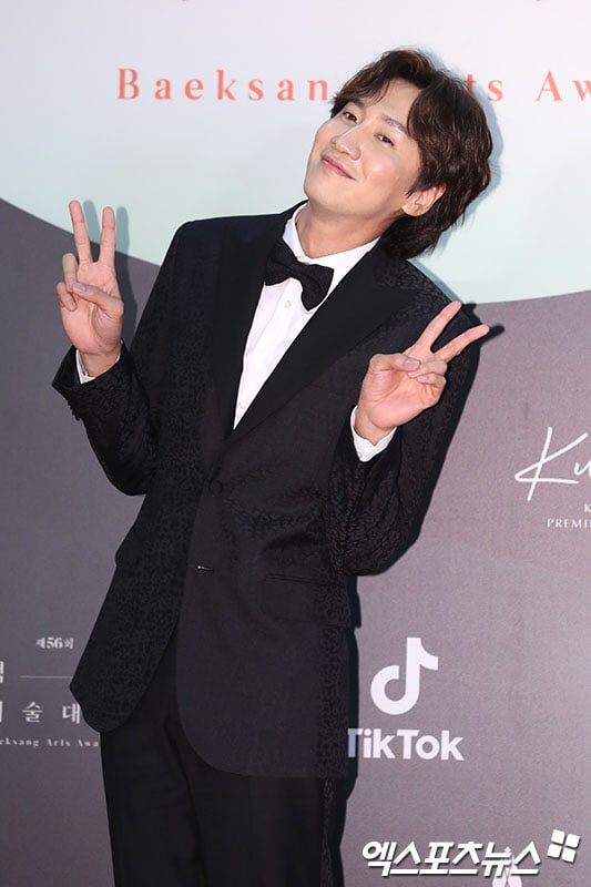   Nam diễn viên hài Lee Kwang Soo  
