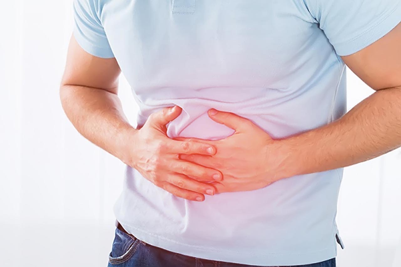   Triệu chứng sốt xuất huyết có thể đau bụng  