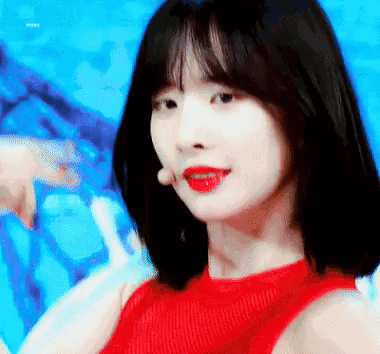 6 idol nữ lột xác chóng mặt sau cắt tóc: Wendy thoát kiếp bị 'dìm', Jihyo đẹp tựa nữ thần 4